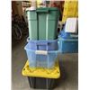 Image 2 : 4 TOTES - 1 W/ LID