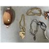 Image 2 : LOT OF JEWELLERY