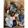 Image 3 : BOX OF OVER 200 PINS AND MAGNETS