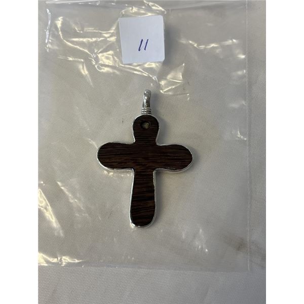 925 STERLING SILVER/ WOOD CROSS HANGER PENDANT MARKED QUE MILAGRO 925