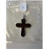 Image 1 : 925 STERLING SILVER/ WOOD CROSS HANGER PENDANT MARKED QUE MILAGRO 925