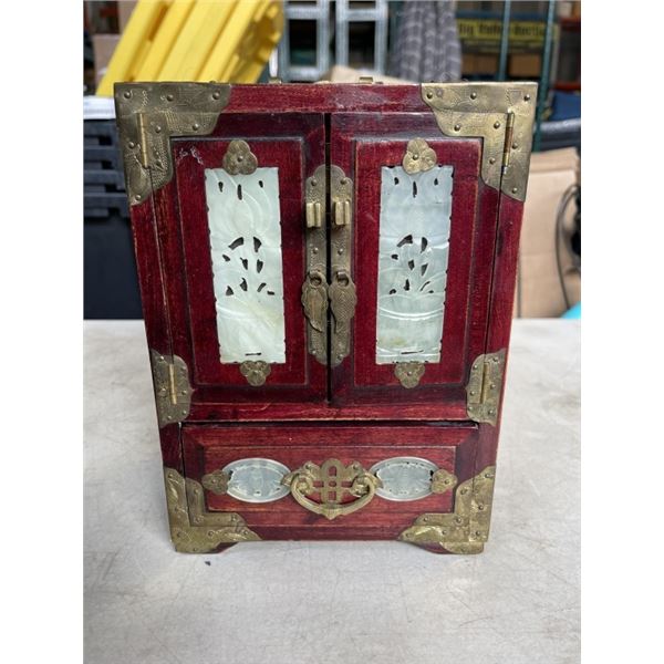 JEWELLERY CASE W/ JADE INSERTS