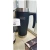 Image 3 : 2 THERMOS, ONE TRAVEL MUG AND ONE FUNTAINER WITH SPOUT