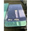 Image 3 : 4 NEW MEMORY FOAM SOFT BATH MATTS, 2 ARE 23.6 X 35.4 AND 2 ARE 15.7 X 23.6