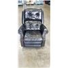 Image 1 : LEATHER LAZ-BOY RECLINER