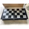 Image 2 : YELLOW MOUNTAIN MAHJONG CASED BOARD GAME AND CHESS SET