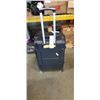 Image 3 : BLACK SUITCASE