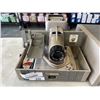 Image 2 : VINTAGE TDC HEADLINER 303 PROJECTOR IN CASE