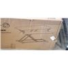 Image 2 : VIVO BLACK CARBON FIBRE DESK RISER