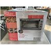 Image 3 : BLACK & DECKER CONVECTION TOASTER OVEN - TESTED WORKING, RETAIL $199
