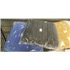 Image 2 : 4 NEW FOAM SOFT CUSHION BATH MATTS 19.7 X 31.5 INCH