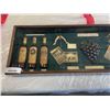 Image 2 : WINE AROUND THE WORLD FRAMED SHADOW BOX DISPLAY