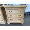 Image 2 : SET OF WYNWOOD LARGE 3 DRAWER BEDSIDE TABLES