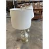 Image 3 : PAIR OF DECORATIVE TABLE LAMPS