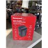 Image 2 : HONEYWELL ULTRA SONIC TOP FILL HUMIDIFIER - TESTED WORKING, RETAIL $109