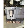 Image 1 : BELLAPRO 4L AIR FRYER - TESTED WORKING, RETAIL $199