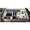 Image 2 : SHARK FLEXSTYLE FRIZZ FIGHTER FINISHING TOOL LIMITED EDITION GIFT SET - TESTED WORKING, RETAIL $399