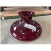 Image 1 : RED GLASS OIL LANTER SHADE 9-3/4 OPEN