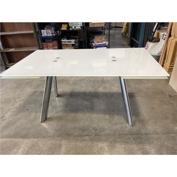 MODERN GLASS TOP DRAW LEAF DINING TABLE