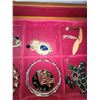 Image 26 : Jewelry Case & Vintage Costume Jewelry A