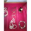 Image 33 : Jewelry Case & Vintage Costume Jewelry A