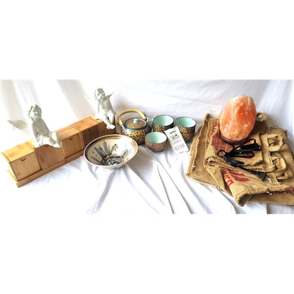 Janpanese Teaset & Himalayan Lamp A