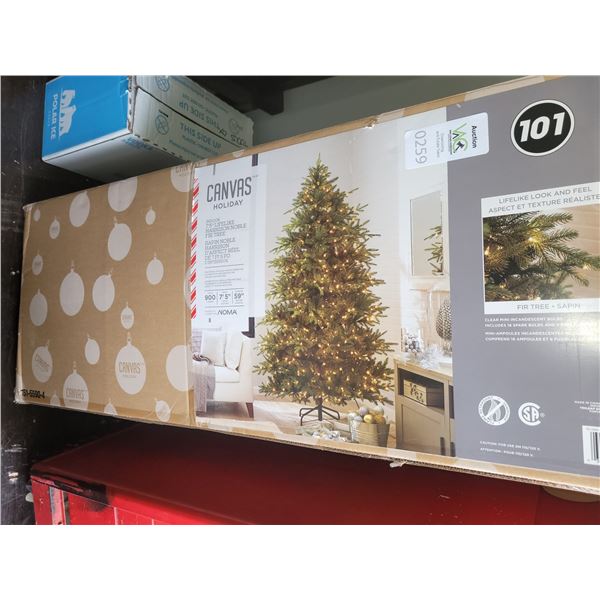 Canvas Lighted Christmas Tree C
