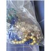 Image 5 : Container of Jewelry Beads A