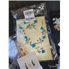 Image 6 : Costume Jewelry A