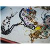 Image 18 : Costume Jewelry A