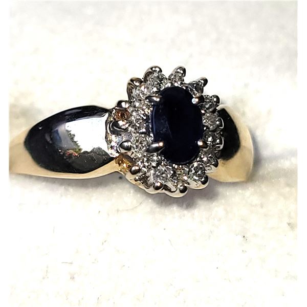 Ladies 10K Gold Ring A