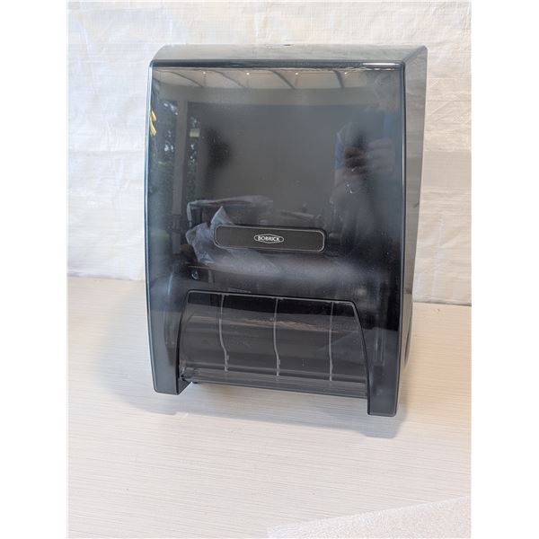 PAPER TOWEL DISPENSER