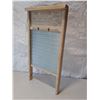 Image 2 : ANTIQUE WASH BOARD