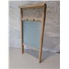 Image 3 : ANTIQUE WASH BOARD