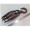 Image 4 : ANTIQUE DOUBLE BLOCK & TACKLE 15"