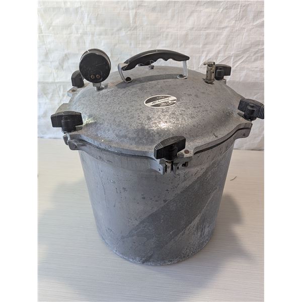 PRESSURE COOKER ALL-AMERICAN