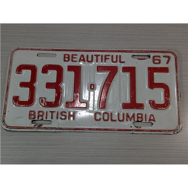 1967 BEAUTIFUL BRITISH COLUMBIA License Plate