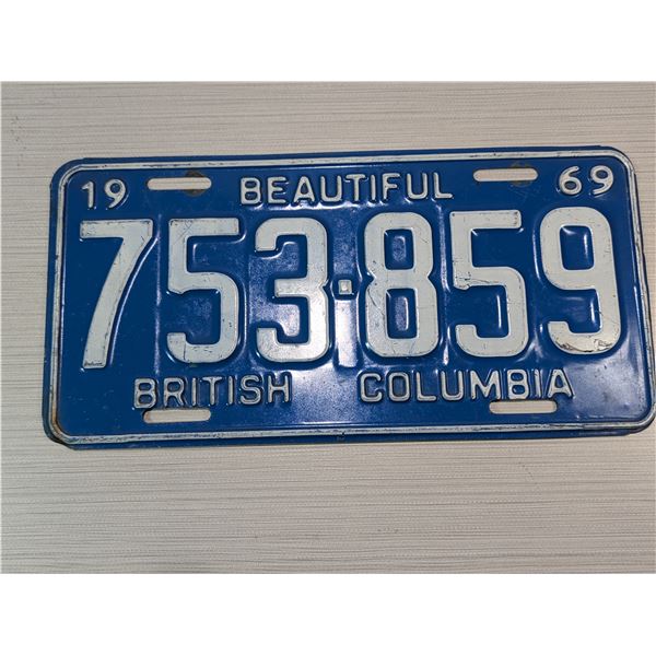 1969 BEAUTIFUL BRITISH COLUMBIA License Plate