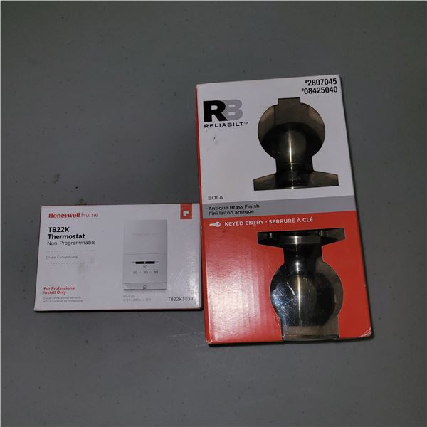 New Honeywell Home T822K Thermostat & Keyed Entry Door Handle Set