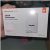 Image 2 : New Honeywell Home T822K Thermostat & Keyed Entry Door Handle Set