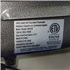 Image 3 : Classic Portable Space Heater 1500W Model MH-202 & Snow Brushes
