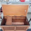Image 2 : Alice Cedar Storage Chest