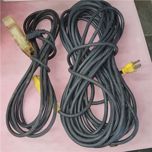 Lot of 2 Outdoor Extension Cords
