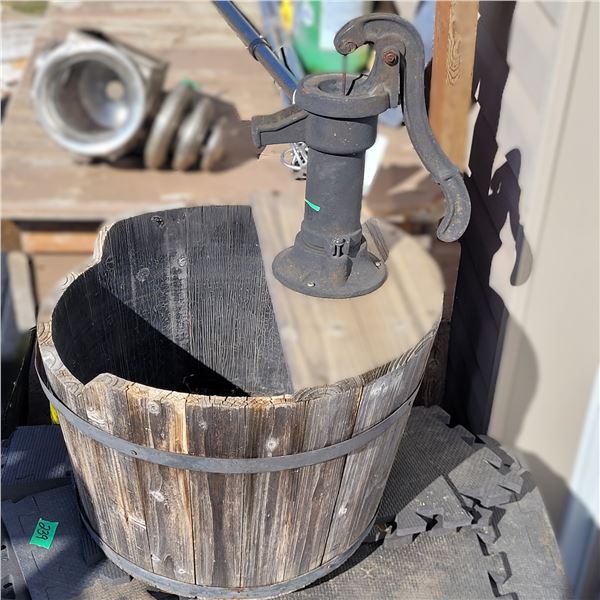 Wooden Outdoor Fountain - Missing Pump | Would Be Perfect For A Planter!