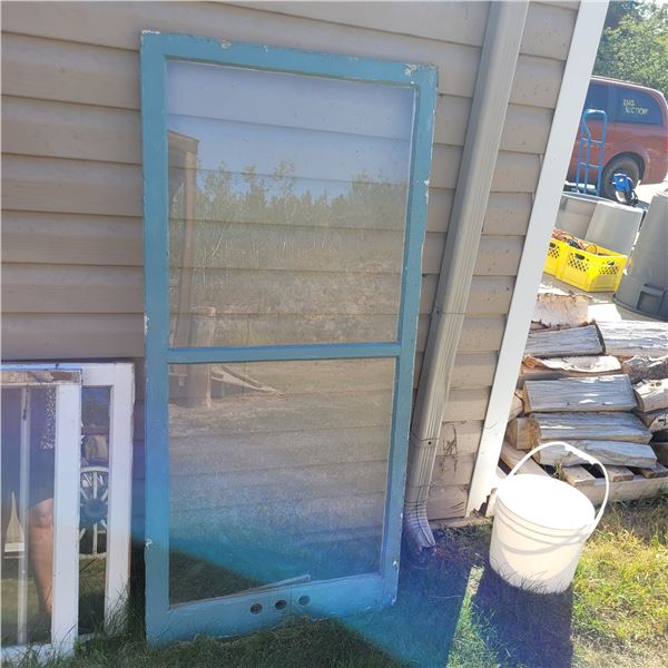 Vintage 2 Pane Wooden Window