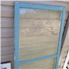 Image 3 : Vintage 2 Pane Wooden Window