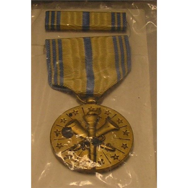Armed forces medal ribbon and bar set