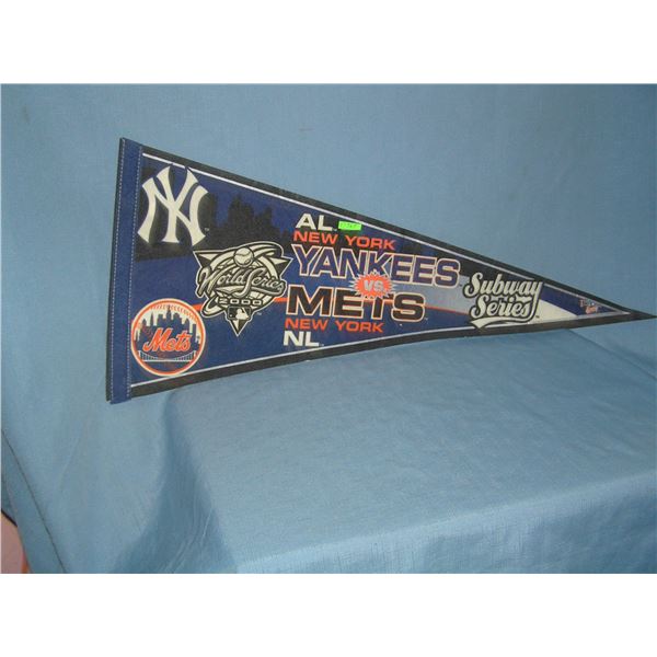 NY Yankees VS. the NY Mets Subway World Series felt pennant