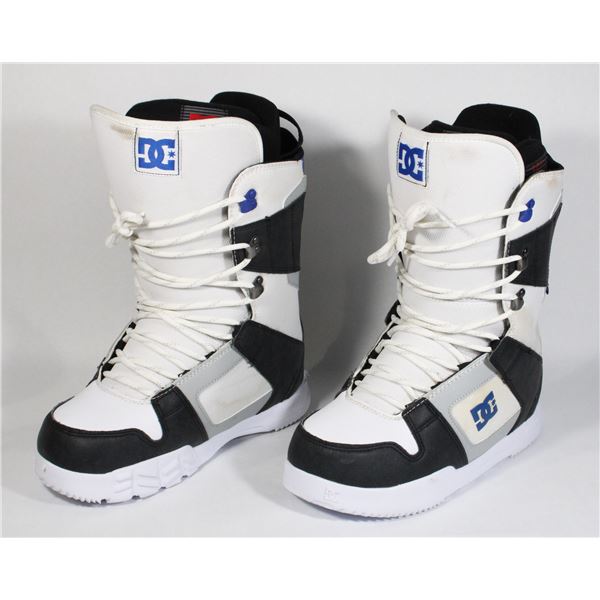 NEW DG MENS SIZE 8 SNOWBOARD BOOTS