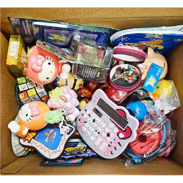 BOX OF COLLECTIBLE TOYS & MEMORABILIA